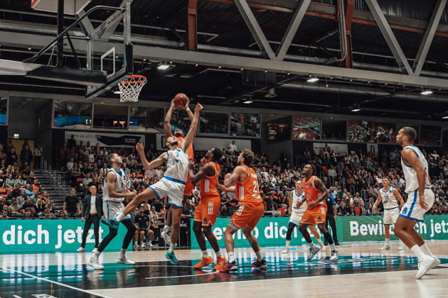 Game Day 2 of the Basketball Eurocup: Niners Chemnitz vs. Klaipedos Neptunas, October 7, 2026, starting at 7:00 p.m., Chemnitz, Chemnitz Arena. Pictured: Round 2 of the Basketball Eurocup: Niners Chemnitz vs. Klaipedos Neptunas. Round 2 of the Basketball Eurocup: Niners Chemnitz vs. Klaipedos Neptunas. Chemnitz, Saxony, Germany Copyright: xEHLxMedia MichelxKöhlerx 20262709-Niners-Chemnitz-Klaipeda-Neptunas-110