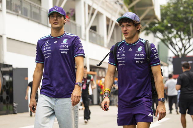 F1 - SINGAPORE GRAND PRIX 2026 RUSSELL George (gbr), Mercedes AMG F1 Team W17, KIMI ANTONELLI Andrea (ita), Mercedes AMG F1 Team W16, portrait during the 2026 Formula 1 Singapore Grand Prix, 17th round of the 2026 Formula One World Championship, WM, Weltmeisterschaft from October 9 to 11, 2026 on the Marina Bay Street Circuit, in Singapore, Singapore - SingaporeSingapore  Copyright: xJulienxDelfossex