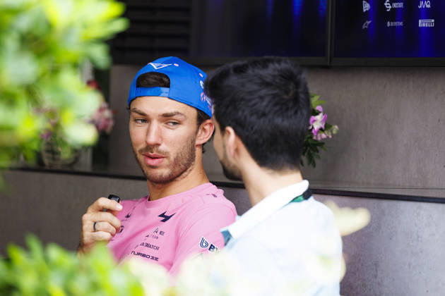 RECORD DATE NOT STATED 8th October 2026; Marina Bay, Singapore; Formula 1, Singapore Grand Prix, Arrival Day; Pierre Gasly (10) of France and BWT Alpine Formula One Team arriving at the Singapore Grand Prix StephenxBlackberry