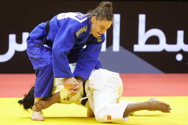 AZERBAIJAN, BAKU - OCTOBER 8, 2026: Nauana Silva of Brazil (bottom) and Giovanna Scoccimarro of Germany compete in their -70 kg bout as part of the 2026 World Judo Championships at the National Gymnastics Arena 2026 World Judo Championships In Baku - ZUMAt113 20261008_zaa_t113_453 Copyright: xMikhailxSinitsynx