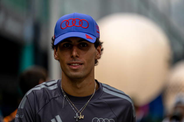 MARINA BAY, SINGAPORE: Gabriel Bortoleto, racing for the Audi Revolut F1 Team team during the 2026 Formula 1 Singapore Grand Prix at the Marina Bay Street Circuit in Marina Bay, Singapore
