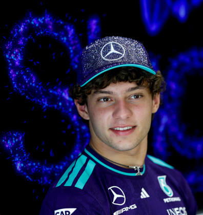 F1 - SINGAPORE GRAND PRIX 2026 KIMI ANTONELLI Andrea (ita), Mercedes AMG F1 Team W16, portrait during the 2026 Formula 1 Singapore Grand Prix, 17th round of the 2026 Formula One World Championship, WM, Weltmeisterschaft from October 9 to 11, 2026 on the Marina Bay Street Circuit, in Singapore, Singapore - SingaporeSingapore  Copyright: xDPPIx