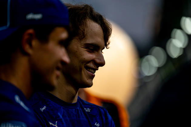 MARINA BAY, SINGAPORE: Oscar Piastri, racing for the McLaren F1 team during the 2026 Formula 1 Singapore Grand Prix at the Marina Bay Street Circuit in Marina Bay, Singapore