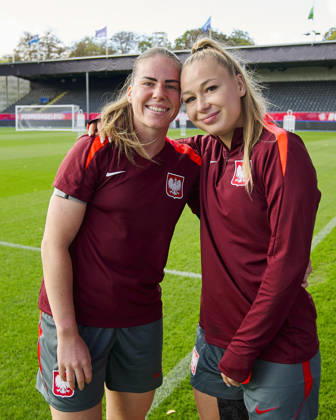 08.10.2026 LEUVEN , PILKA NOZNA KOBIET ( WOMEN S FOOTBALL) TRENING OFICJALNY PRZED POLFINALEM BARAZY MISTRZOSTW SWIATA 2027 TRENING NZ. ADRIANA ACHCINSKA, WERONIKA ZAWISTOWSKA FOTO RADOSLAW JOZWIAK CYFRASPORT NEWSPIX.PL --- Newspix.pl  RA2_5983