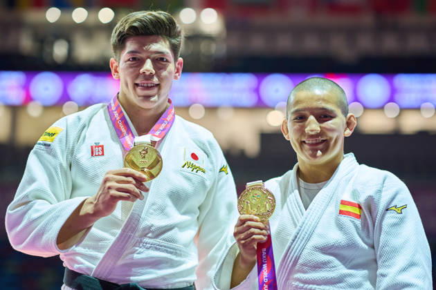 (L-R) Sanshiro Murao (JPN), Tsunoda Roustant Ai (ESP), OCTOBER 8, 2026 -Judo : World Judo Championships BAKU2026 at National Gymnastics Arena in Baku, Azerbaijan. aflo_354330850 KenxAsakurax