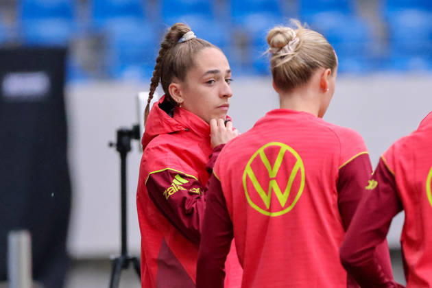 Karlsruhe, Germany, October 8, 2026 German Women s National Soccer Team Final Training Session Friendly Match: Germany vs. Australia Pictured: Sophia Kleinherne, Germany Copyright: HMBxMedia MadeleinexFantini
