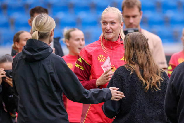 Karlsruhe, Germany, October 8, 2026 German Women s National Soccer Team: Final practice for the friendly match between Germany and Australia. Pictured: Camilla Küver. Küver is named Player of the Match by the DFB Women s Fan Club. Copyright: HMBxMedia MadeleinexFantini