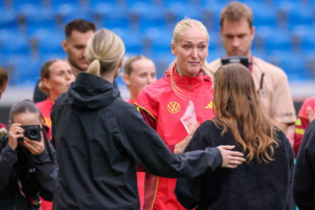 Karlsruhe, Germany, October 8, 2026 German Women s National Soccer Team: Final practice for the friendly match between Germany and Australia. Pictured: Camilla Küver. Küver is named Player of the Match by the DFB Women s Fan Club. Copyright: HMBxMedia MadeleinexFantini