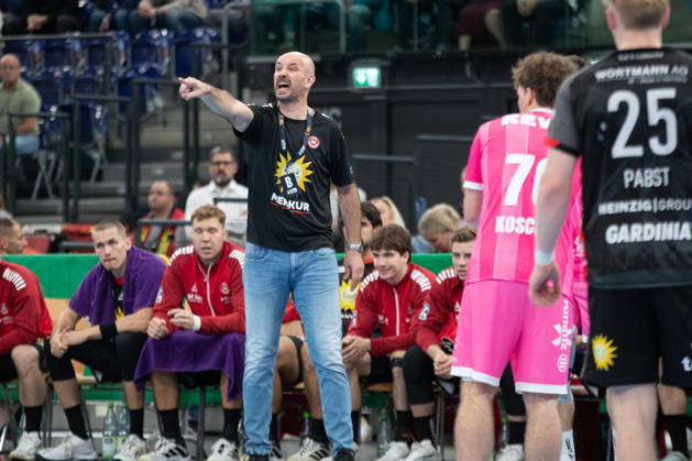 Handball, HBL2: SC DHfK Leipzig vs. TuS N Lübbecke, October 8, 2026; Coach: Davor Dominikovic, TuS N Lübbecke; Handball, 2nd Bundesliga, 2026–2027 season; Matchday 7: SC DHfK Leipzig vs. TuS N Lübbecke on October 8, 2026, at the Quarterback Immobilien Arena Leipzig Copyright: xBEAUTIFULxSPORTS JanxKaeferx