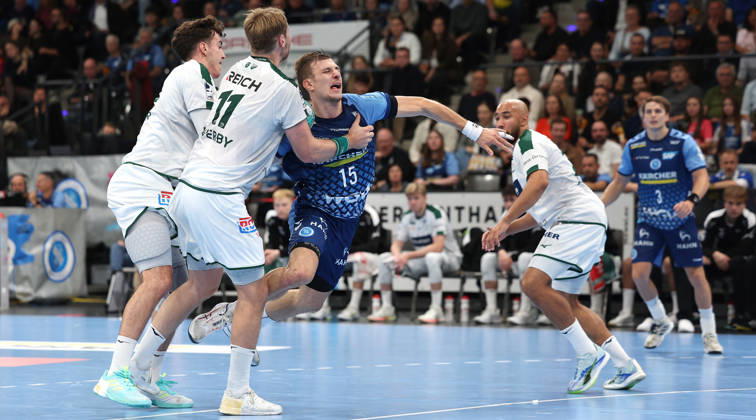 October 8, 2026, Stuttgart, Germany: Handball – TVB Stuttgart vs. HSG Wetzlar; from left: Marti Soler (Wetzlar), Petter Overby (Wetzlar), Simone Mengon (TVB)