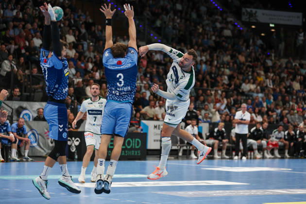 Jona Schoch, HSG Wetzlar, 22 on the shot GER, TVB Stuttgart vs. HSG Wetzlar, Handball, Opel Handball Bundesliga, Matchday 8, 2026–2027 season, October 8, 2026, GER, TVB Stuttgart vs. HSG Wetzlar, Handball, Opel Handball Bundesliga, Matchday 8, 2026–2027 season, October 8, 2026, Stuttgart Copyright: xEibner-Pressefoto SoerenxHerwegx EP_SHG