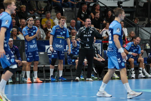 Misha Kaufmann, TVB Stuttgart, Coach (GER), TVB Stuttgart vs. HSG Wetzlar, Handball, Opel Handball Bundesliga, Matchday 8, 2026–2027 Season, October 8, 2026 GER, TVB Stuttgart vs. HSG Wetzlar, Handball, Opel Handball Bundesliga, Matchday 8, 2026–2027 Season, October 8, 2026 Stuttgart Copyright: xEibner-Pressefoto SoerenxHerwegx EP_SHG