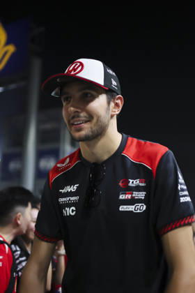October 8, 2026, Singapore, Kaohsiung City, Singapore: ESTEBAN OCON of MoneyGram Haas F1 Team rides an electric scooter through the paddock as he heads back to the team s hospitality area ahead of the 2026 Formula 1 Singapore Grand Prix at Marina Bay Street Circuit in Singapore. 2026 Singapore Grand Prix  - ZUMAh201 20261008_zsp_h201_040 Copyright: xYichinxHoux