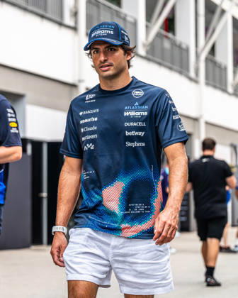 FORMULE 1 : Grand Prix de Singapour - 08 10 2026 55 Carlos Sainz (ESP) Atlassian Williams F1 Team (GBR) Williams FW48 Mercedes, during the Formula 1 Singapore Grand Prix at the Marina Bay Street Circuit, Round 18 of the 2026 FIA Formula 1 World Championship, WM, Weltmeisterschaft 9-11 October 2026, Singapore (SGP). SINGAPORESingapore  Copyright: xIANxBUNDEYx xMPSxAGENCYx x