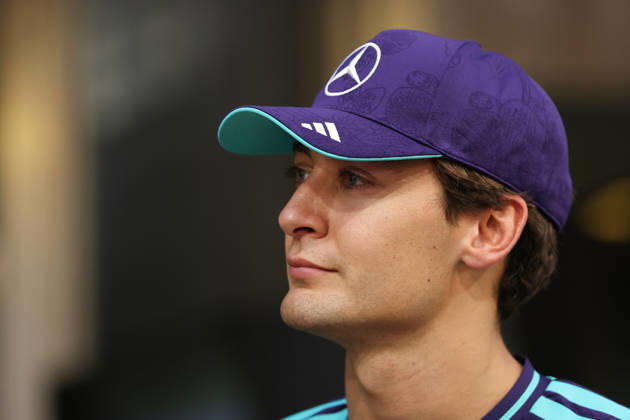 FORMULE 1 : Grand Prix de Singapour - 08 10 2026 63 George Russell (GBR) Mercedes-AMG PETRONAS Formula One Team (DEU) Mercedes-AMG F1 W17 E Performance, during the 2026 Formula Singapore Grand Prix, 17th round of the 2026 Formula 1 World Championship, WM, Weltmeisterschaft taking place from October 09 to 11, 2026 on the Marina Bay Street circuit, in Singapore (SGP) SINGAPORESingapore Copyright: xMPSxAGENCYx