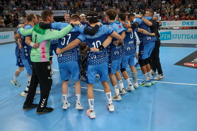 The TVB Stuttgart team is celebrating its victory in the match GER, TVB Stuttgart vs. HSG Wetzlar, handball, Opel Handball Bundesliga, Matchday 8, 2026–2027 season, October 8, 2026 GER, TVB Stuttgart vs. HSG Wetzlar, Handball, Opel Handball Bundesliga, Matchday 8, 2026–2027 season, October 8, 2026 Stuttgart Copyright: xEibner-Pressefoto SoerenxHerwegx EP_SHG