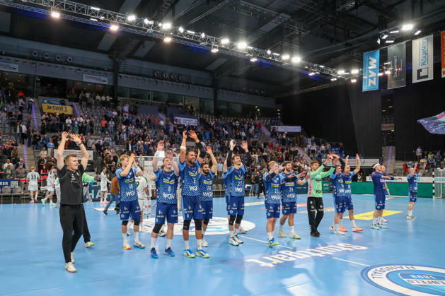The TVB Stuttgart team is celebrating its victory in the match GER, TVB Stuttgart vs. HSG Wetzlar, handball, Opel Handball Bundesliga, Matchday 8, 2026–2027 season, October 8, 2026 GER, TVB Stuttgart vs. HSG Wetzlar, Handball, Opel Handball Bundesliga, Matchday 8, 2026–2027 season, October 8, 2026 Stuttgart Copyright: xEibner-Pressefoto SoerenxHerwegx EP_SHG