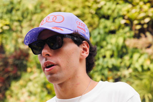 October 8, 2026, Singapore, Singapore: Gabriel Bortoleto of Brazil and the Audi Revolut F1 Team in the paddock ahead of the F1 Grand Prix of Singapore at the Marina Bay Street Circuit. Singapore Singapore - ZUMAs197 20261008_aaa_s197_175 Copyright: xGeorgexHitchensx