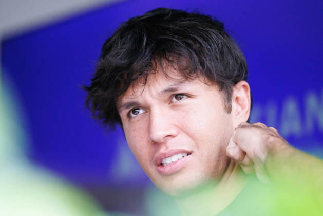 October 8, 2026, Singapore, Singapore: Alexander Albon of Thailand and the Atlassian Williams F1 Team in the paddock ahead of the F1 Grand Prix of Singapore at the Marina Bay Street Circuit. Singapore Singapore - ZUMAs197 20261008_aaa_s197_185 Copyright: xGeorgexHitchensx