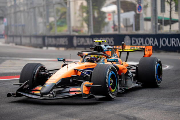 Formula 1 Singapore Grand Prix - FP1 LANDO NORRIS 4 (GBR) of McLaren Mastercard Formula 1 Team (McLaren MCL40) on Friday during FP1 during the Formula 1 Singapore Airlines Singapore Grand Prix 2026 at Marina Bay Street Circuit, Singapore, on October 9, 2026. Photo by Antoine LAPEYRE Reveries Agency ABACAPRESS.COM Marina Bay Singapore  Copyright: xAntoinexLapeyre ReveriesxAgency ABACAx
