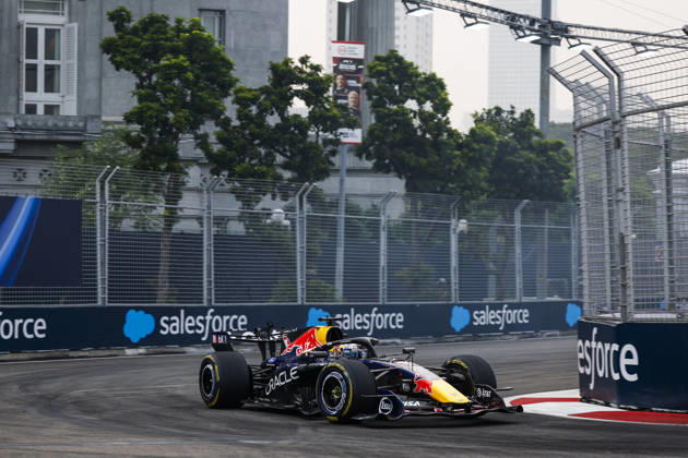 F1 - SINGAPORE GRAND PRIX 2026 03 VERSTAPPEN Max (nld), Red Bull Racing Ford RB22, action during the 2026 Formula 1 Singapore Grand Prix, 17th round of the 2026 Formula One World Championship, WM, Weltmeisterschaft from October 9 to 11, 2026 on the Marina Bay Street Circuit, in Singapore, Singapore - SingaporeSingapore  Copyright: xJulienxDelfossex