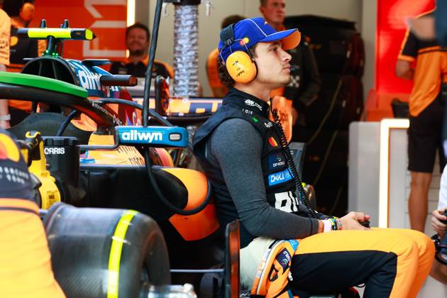 NORRIS Lando gbr, McLaren F1 Team MCL40, portrait F1 GP 17 Singapore 2026 ALONSO Fernando spa, Aston Martin F1 Team Honda AMR26, portrait F1 GP 17 Singapore 2026 Singapore