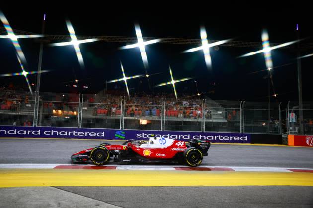 44 HAMILTON Lewis (GBR), Scuderia Ferrari SF 26, action F1 GP 17 Singapore 2026 F1 GP 17 Singapore 2026 ALONSO Fernando (SPA), Aston Martin F1 Team Honda AMR26, portrait F1 GP 17 Singapore 2026 Singapore