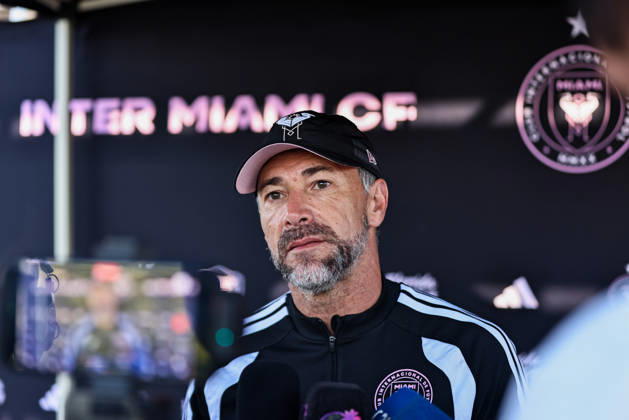 FORT LAUDERDALE, FL - OCTOBER 09: Inter Miami CF Head Coach Cristian Kily Gonzalez is seen talking to the media ahead of an Inter Miami Training Session at Florida Blue Training Center on October 09, 2026 in Fort Lauderdale, Florida.(Photo by Chris Arjoon Icon Sportswire). SOCCER: OCT 09 Inter Miami CF Training EDITORIAL USE ONLY Icon2610090000002
