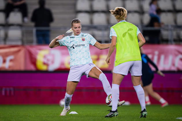 October 9, 2010: Ada Martine Hegerberg of Norway warms up ahead of the FIFA Women’s World Cup Qualifier soccer match between Romania and Norway on October 9, 2026 in Bucharest. Photo by Marius Simensen, BILDBYRAN COP 238 bbeng women s FIFA World Cup qualifiers soccer football international match Norway Romania  Copyright: MARIUSxSIMENSEN BB261009BB505