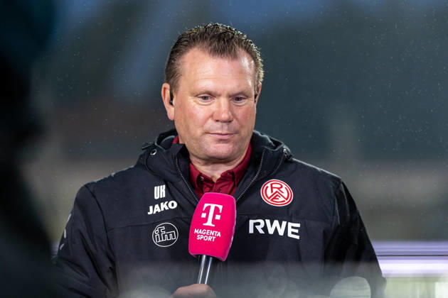Uwe Koschinat of Rot-Weiss Essen, head coach, in an interview with Magenta Sport GER, SC Preussen Münster vs. Rot-Weiss Essen, soccer, 3. Liga, Matchday 8, 2026–2027 season, October 9, 2026 DFL regulations prohibit the use of photographs as image sequences and or quasi-video GER, SC Preussen Münster vs. Rot-Weiß Essen, soccer, 3. Liga, Matchday 8, 2026–2027 season, October 9, 2026, Münster Copyright: xEibner-Pressefoto JanxRollingerx EP_JSK