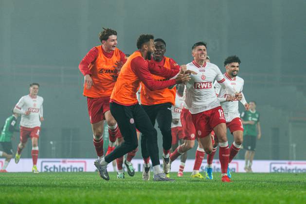 October 9, 2026, 3rd Division, Matchday 8, SC Preußen Münster vs. Rot-Weiss Essen at the LVM Preußenstadion. Semir Telalovic scores the 2-3 goal for Essen; here he celebrates with the team. IMPORTANT NOTICE: In accordance with DFB and DFL regulations, it is prohibited to use or allow the use of photographs taken in the stadium and or during the game in the form of sequential images and or video-like photo sequences Copyright: xJordyxFourgonx