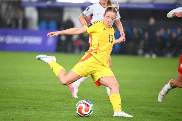 Belgium v Poland - FIFA Women s World Cup 2027 UEFA Qualifiers LEUVEN, BELGIUM - OCTOBER 09 : Dhont Elena forward of Belgium scores the opening goal during the FIFA Women s World Cup 2027 UEFA European Qualifiers play-offs round 1 path 2 first leg match between Belgium and Poland on October 9, 2026 in Leuven, Belgium, 09 10 2026 Leuven Belgium  Copyright: xVincentxKalutx