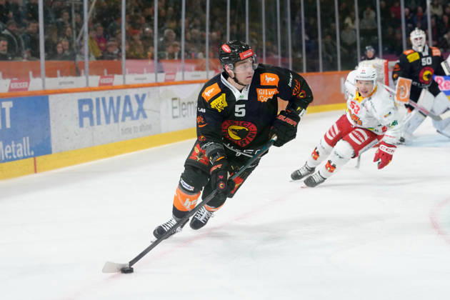 3014 Bern BE, Switzerland - October 09: Ian Mitchell (5 SCB) during the National League match between SC Bern and EHC Biel-Bienne at PostFinance Arena on October 09, 2026 in 3014 Bern BE, Switzerland. Copyright: xKjetilxWaberx xSPPx Sportspressphoto_SPR249664