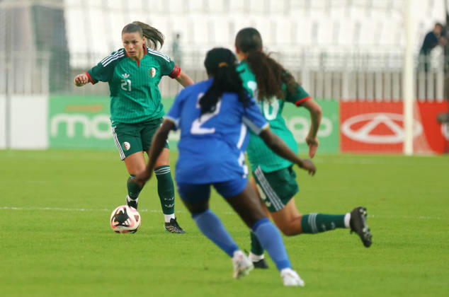 Algerie vs Republique centrafricaine feminine (Qualifications JO Dafeur Marine Alfreda, Joueuse d Algerie en Action, lors du match Algerie contre Republique centrafricaine feminine, Qualifications JO Los Angeles 2028, au Stade de 5 Juillet a Alger, en Algerie, le 09 Octobre 2026 (Photo By Billel Bensalem APPImages) Alger Algerie Copyright: xAlgÃ riexPressexPhotosxAPPxBillelxBensalemx xAPPxImagesx 670A1683