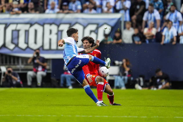 October 9, 2026, Malaga, Malaga, Spain: Chupe of Malaga CF and Leandro Cabrera of RCD Espanyol in action during the Spanish league, LaLiga EA Sports, football match played between Malaga CF and RCD Espanyol at La Rosaleda stadium on October 9, 2026, in Malaga, Spain. Malaga Spain - ZUMAa181 20261009_zaa_a181_363 Copyright: xJoaquinxCorcherox