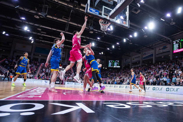 easyCredit Basketball Bundesliga, Telekom Baskets Bonn vs. Science City Jena, October 9, 2026; Grayson Murphy scores 7 points for Telekom Baskets Bonn; easyCredit Basketball Bundesliga, Telekom Baskets Bonn vs. Science City Jena, October 9, 2026, Telekom Dome Bonn Copyright: xBEAUTIFULxSPORTS Derixx