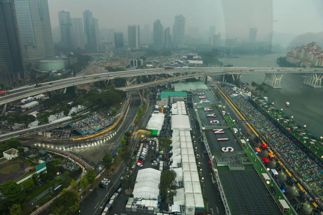 2026 Formula 1 Singapore Grand Prix SINGAPORE - OCT 10: Rain and haze affecting Singapore force the Sprint Session to delay, during the Formula One Grand Prix of Singapore, at the Marina Bay Street Circuit in Singapore, on October 10, 2026. Daniel Ceng Anadolu Singapore Singapore. Editorial use only. Please get in touch for any other usage.  Copyright: x2026xAnadoluxDanielxCengx