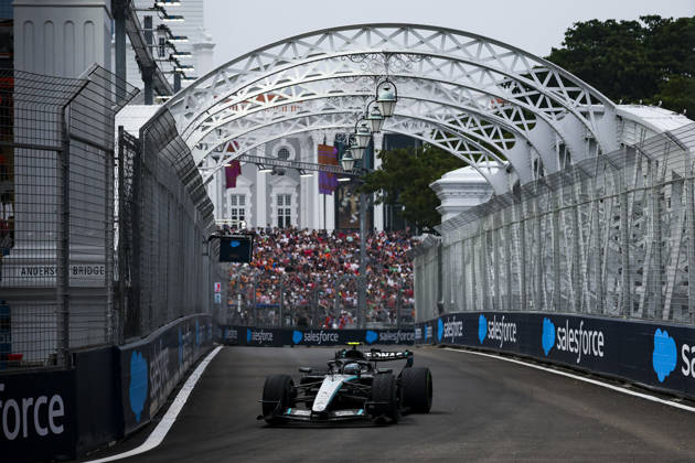F1 - SINGAPORE GRAND PRIX 2026 12 KIMI ANTONELLI Andrea (ita), Mercedes AMG F1 Team W17, action during the 2026 Formula 1 Singapore Grand Prix, 17th round of the 2026 Formula One World Championship, WM, Weltmeisterschaft from October 9 to 11, 2026 on the Marina Bay Street Circuit, in Singapore, Singapore - SingaporeSingapore  Copyright: xDPPIx