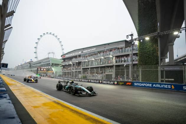 October 10, 2026, Singapore, Singapore: Andrea Kimi Antonelli (ITA) (Mercedes-AMG Petronas F1 Team) during the sprint of the Formula 1 Singapore Grand Prix 2026 at the Marina Bay Street Circuit. F1 2026: (Sprint Race) Singapore Grand Prix In Singapore, Singapore - 10 Oct 2026  - ZUMAs197 20261010_aaa_s197_008 Copyright: xLucaxMartinix