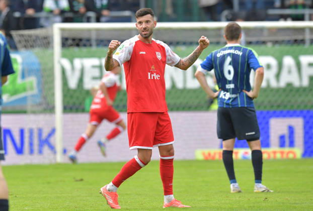October 10, 2026, GER, Soccer, Regionalliga West, 2026–2027 Season, Matchday 12, Ohlendorf Stadium in Heidewald, Gütersloh FC vs. SF Siegen 0–5, Goal Celebration: SF Siegen’s Dennis Brock, SF Siegen, Action, Single Frame, Horizontal, Facial Expressions, Gestures, Celebration, Cheering, Joy, Happiness