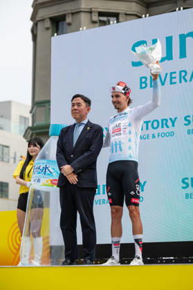 Tour De Kyushu Stage Finishes In Fukuoka s Tenjin For The First Time Matteo Malucelli of XDS Astana Team wins Stage 1 of the Mynavi Tour de Kyushu 2026 at the finish line on Tenjin Bridge in Fukuoka, Japan, on October 10, 2026. The Italian won the 152.0-kilometer Saga-Fukuoka stage in 3 hours 9 minutes 51 seconds, ahead of Luke Mudgway (Li Ning Star) and Alessio Delle Vedove (XDS Astana Team), and took the general and points classification leads. It was the first time the race finished in Tenjin, the commercial heart of Fukuoka, where a parade, stage events and food stalls marked the day. The race, first held in 2023 and part of the UCI Asia Tour (2.1 category), runs October 9-12 through six Kyushu prefectures under the official title We stand with Kumamoto. Mynavi Tour de Kyushu 2026, adopted to support areas affected by the Kumamoto earthquake. Fukuoka Japan  Copyright: xRyoxChix originalFilename:zhi-tourdeky261010_np8Zq.jpg