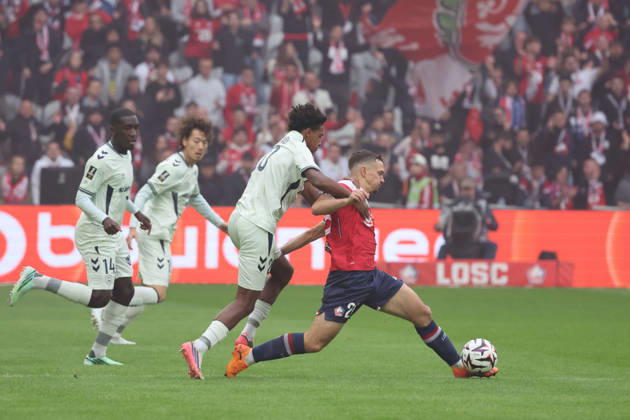FOOTBALL : LOSC Lille vs Le Havre - Ligue 1 - 10 10 2026 Romain PERRAUD (LOSC Lille) lors du match LOSC Lille vs Le Havre, Ligue 1, Decathlon Arena stade Pierre Mauroy, le 10 octobre 2026 - photo Laurent Sanson PsnewZ  Copyright: xLaurentxSANSONx xPsnewZx