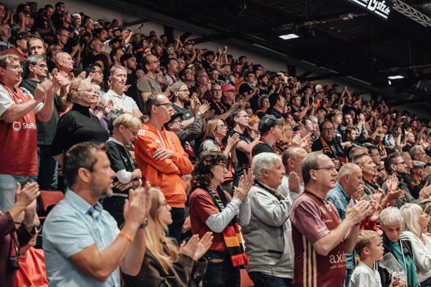easyCredit Basketball Bundesliga, Matchday 5, Niners Chemnitz vs. Bayern Munich, October 10, 2026, starting at 4:00 p.m., Chemnitz, Chemnitz Arena. Pictured: Niners Chemnitz fans. easyCredit Basketball Bundesliga, Matchday 5, Niners Chemnitz vs. Bayern Munich, Chemnitz, Saxony, Germany Copyright: xEHLxMedia MichelxKöhlerx 20261010-Niners-Chemnitz-Bayern-M__nchen-132