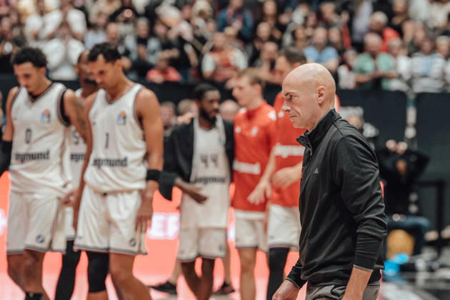 easyCredit Basketball Bundesliga, Matchday 5, Niners Chemnitz vs. Bayern Munich, October 10, 2026, starting at 4:00 p.m., Chemnitz, Chemnitz Arena. Pictured: Head Coach Rodrigo Pastore. easyCredit Basketball Bundesliga, Matchday 5, Niners Chemnitz vs. Bayern Munich, Chemnitz, Saxony, Germany Copyright: xEHLxMedia MichelxKöhlerx 20261010-Niners-Chemnitz-Bayern-M__nchen-136