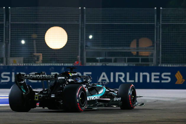 Formula 1 Singapore Grand Prix SINGAPORE - OCTOBER 10: Mercedes s driver George Russell during the Qualifying Session at the Formula One Grand Prix of Singapore, at the Marina Bay Street Circuit in Singapore, on October 10, 2026. Daniel Ceng Anadolu Singapore Singapore. Editorial use only. Please get in touch for any other usage.  Copyright: x2026xAnadoluxDanielxCengx