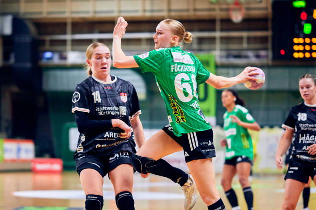 ALISSA KATARINA WERLE, Fuechse Berlin, 66, Nora Erhardt, SG Nürtingen Zizishausen, 14, GER, Women s Handball Bundesliga 2, Fuechse Berlin vs. SG Nürtingen Zizishausen, 2026–27 season, Matchday 5, October 10, 2026 GER, Women s Handball Bundesliga 2, Fuechse Berlin vs. SG Nuertingen Zizishausen, 2026–27 season, Matchday 5, October 10, 2026 Berlin Copyright: xClaudiusxRauch,xEibner-Pressefotox xClaudiusxRauchx EP_CRH