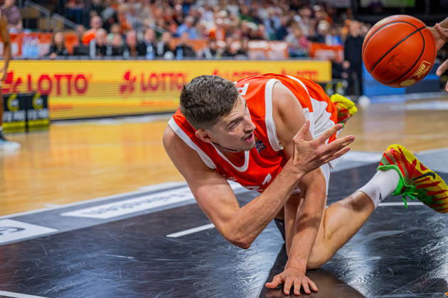 German Basketball Bundesliga (easyCredit BBL), 2026–2027 Season, Men s Division, Regular Season, Matchday 5, October 10, 2026, RASTA Vechta vs. ratiopharm Ulm, Tibor Pleiß 21, RASTA Vechta in action, Vechta, RASTA Dome, Lower Saxony, Germany