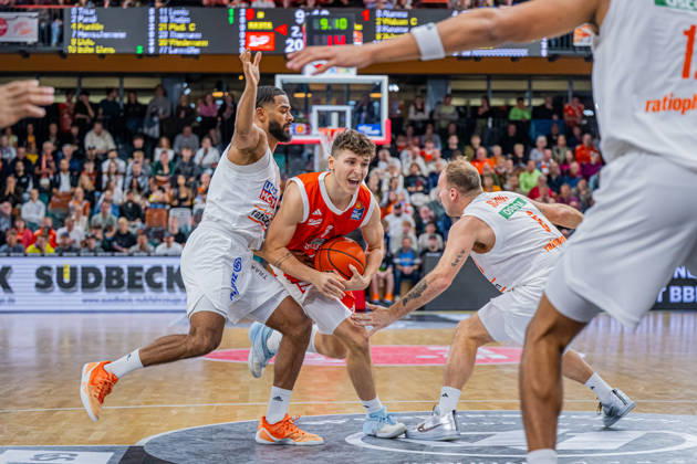 1 Basketball Bundesliga, easyCredit BBL, 2026–2027 Season, Men s Division, Regular Season, Matchday 5, October 10, 2026, RASTA Vechta vs. ratiopharm Ulm, Dominik Dolic 8, RASTA Vechta in action, Vechta, RASTA Dome, Lower Saxony, Germany