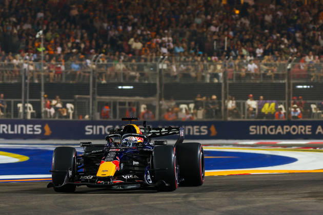 Formula 1 Singapore Grand Prix SINGAPORE - OCTOBER 10: Red Bull s driver Max Verstappen during the Qualifying Session at the Formula One Grand Prix of Singapore, at the Marina Bay Street Circuit in Singapore, on October 10, 2026. Daniel Ceng Anadolu Singapore Singapore. Editorial use only. Please get in touch for any other usage.  Copyright: x2026xAnadoluxDanielxCengx