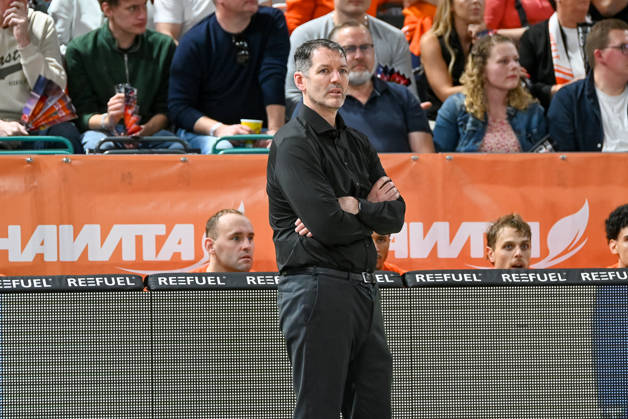 Ty Harrelson, ratiopharm Ulm; Coach, RASTA Vechta vs. ratiopharm Ulm, easyCredit Basketball Bundesliga, Matchday 5, 2026–2027 Season, October 10, 2026, RASTA Vechta vs. ratiopharm Ulm, easyCredit Basketball Bundesliga, Matchday 5, 2026–2027 season, October 10, 2026, Vechta Copyright: xEibner-Pressefoto RobertxGertzenx EP_RGN